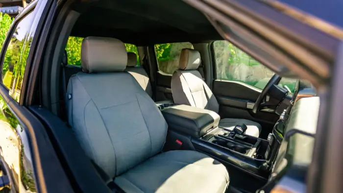 what-are-the-differences-between-custom-and-universal-seat-covers-and-what-is-right-for-you.png